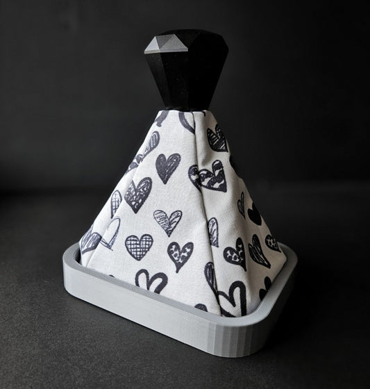 LOVER - White Heart Scribble Universal Shift Boot